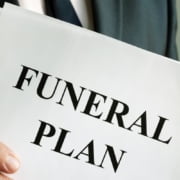 Come pagare un funerale con un piano di rateizzazione